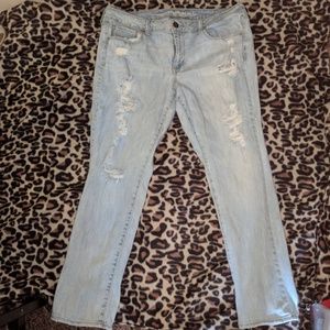AE light wash jeans